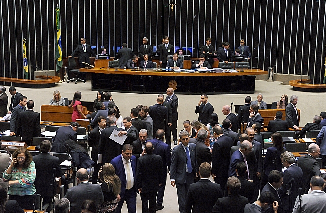 “PLP 343/17 não resolve a situação das dívidas dos estados”