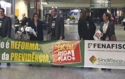 Deputados| Grupo Fisco realiza ação no Aeroporto