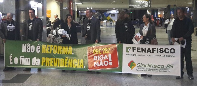 Deputados| Grupo Fisco realiza ação no Aeroporto