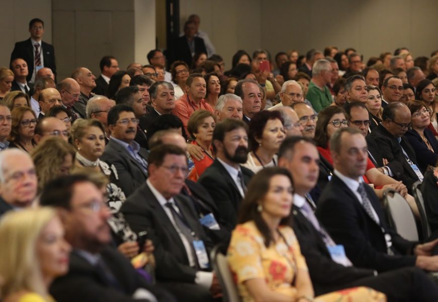 Questão de Ordem discute a tributação do sistema financeiro na União Europeia Questão de Ordem discute a tributação do sistema financeiro na União Europeia
