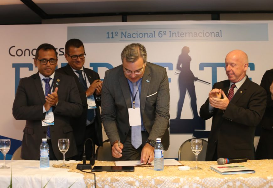 2º Congresso Luso-Brasileiro encerra com a instituição de rede de auditores fiscais da língua portuguesa
