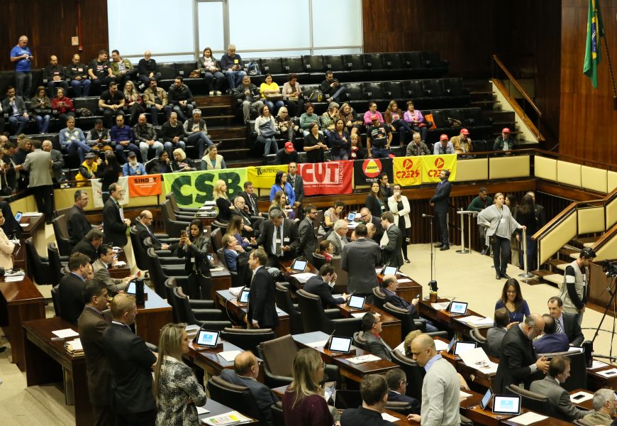 52 matérias para apreciação na sessão plenária de terça-feira 52 matérias para apreciação na sessão plenária de terça-feira