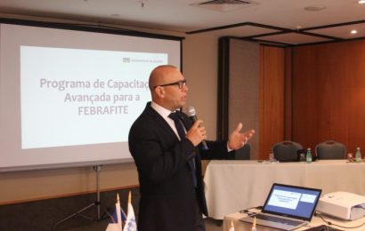 AGE debate curso sobre Federalismo Fiscal em parceria com a UnB