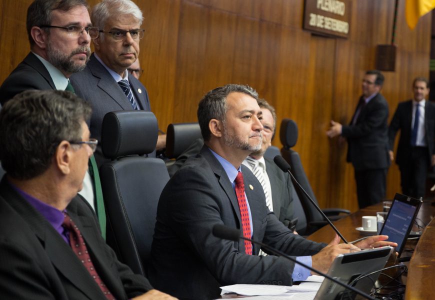 Última sessão extraordinária termina sem votação de PECs e adesão ao Plano de Recuperação Fiscal