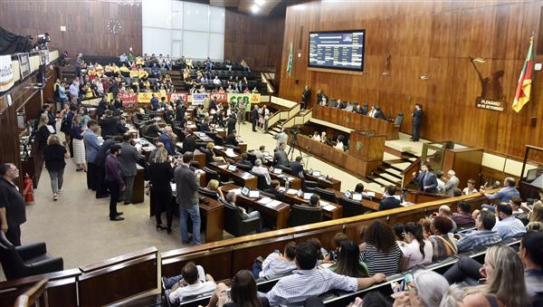 Piratini busca venda de estatais após vitória