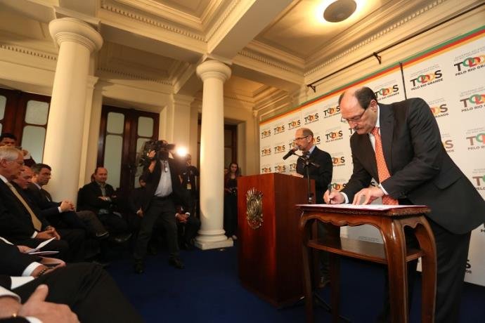 Sartori sanciona lei que autoriza adesão do RS ao regime de recuperação fiscal