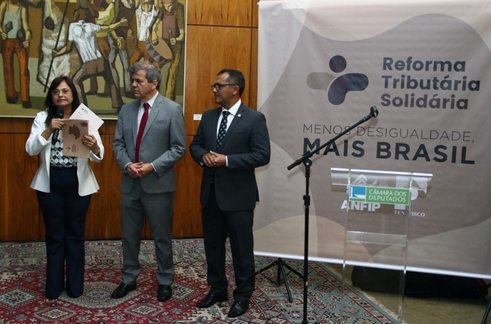 Entidades apresentam proposta de reforma tributária para reduzir desigualdade Entidades apresentam proposta de reforma tributária para reduzir desigualdade