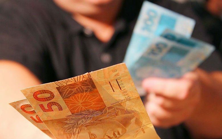 Sonegação encolhe em dez anos, indica estudo Sonegação encolhe em dez anos, indica estudo