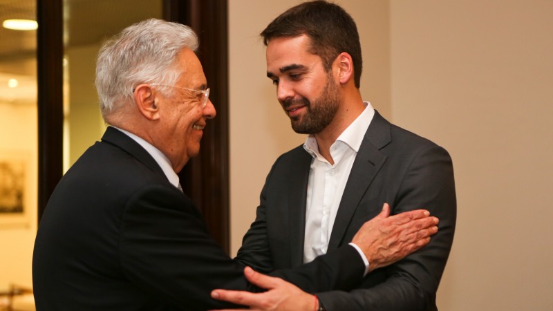 Cenário político, social e econômico foi tema de conversa entre Leite e FHC