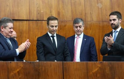 Solução contra a crise nas finanças depende de apoio da Assembleia