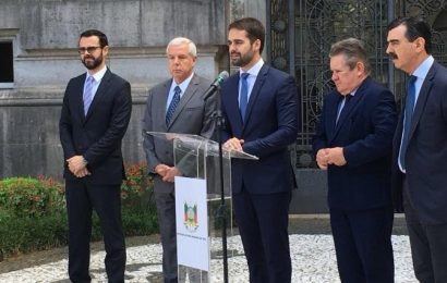 Leite anuncia o economista Cláudio Coutinho como novo presidente do Banrisul