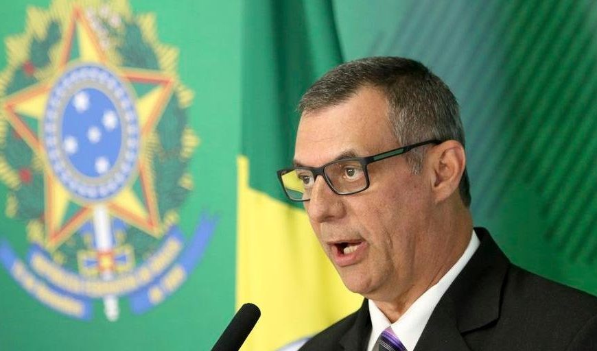 Porta-voz: Previdência será apresentada assim que Bolsonaro puder analisar