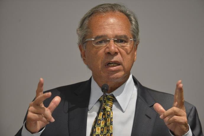 Paulo Guedes vai apresentar reforma da Previdência a governadores dia 20