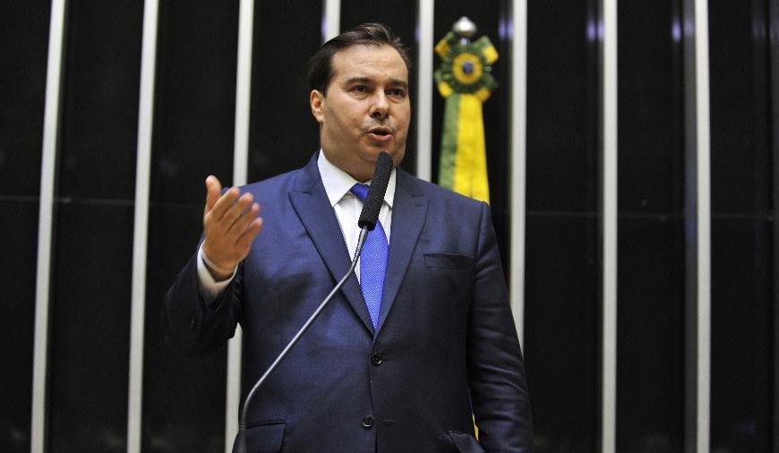 Aliados de Maia lançam Frente Parlamentar da reforma Tributária