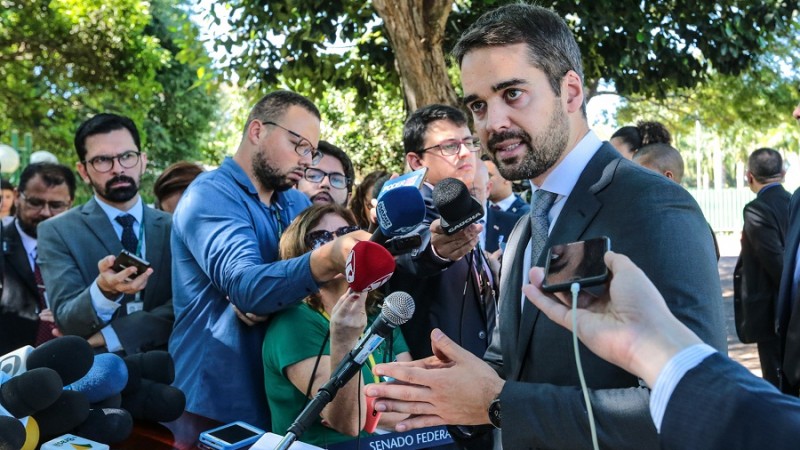 Em Brasília, governadores entregam demandas ao presidente Bolsonaro