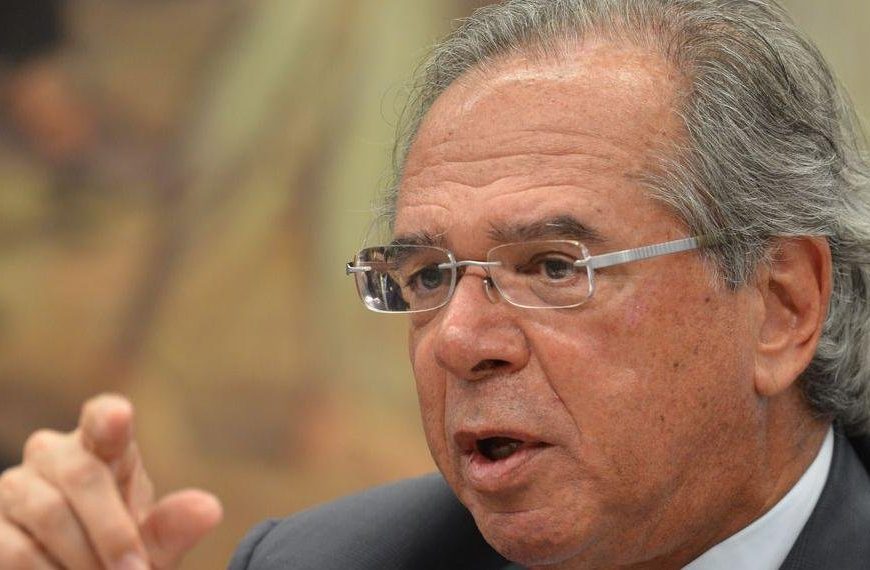 Pacto federativo vai ser aprovado relativamente rápido, diz Guedes