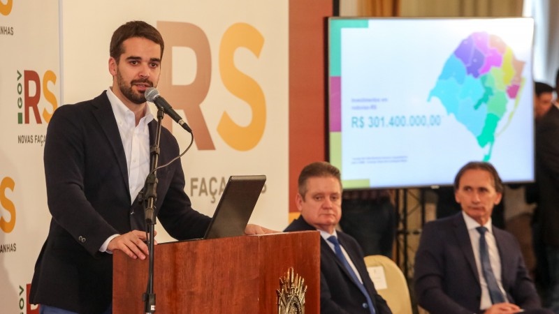 Governador anuncia investimentos de mais de R$ 300 milhões em estradas