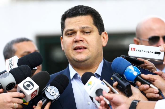 Votação do segundo turno da Previdência deve ficar para depois do dia 15, diz Alcolumbre