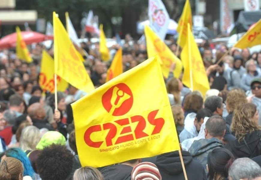 Ato unificado em Porto Alegre espera reunir mais de 20 mil servidores contra pacote