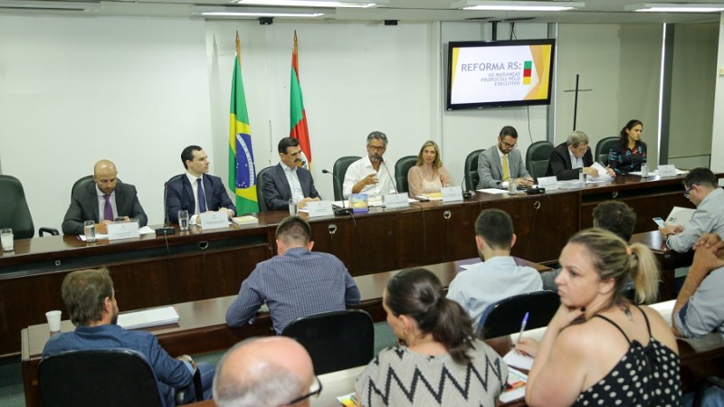 Deputados e secretários realizam novo encontro para dialogar sobre projetos