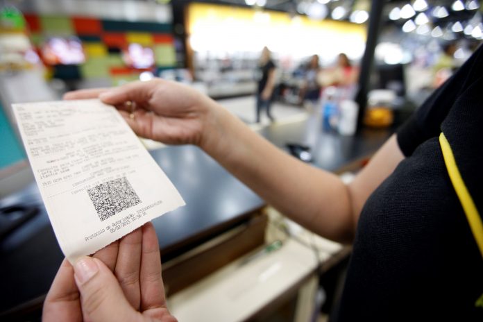 Emissão de Notas Fiscais Eletrônicas bate recorde em dezembro Emissão de Notas Fiscais Eletrônicas bate recorde em dezembro