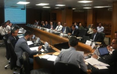 Kliemann discute Lei de Responsabilidade Previdenciária em Brasília
