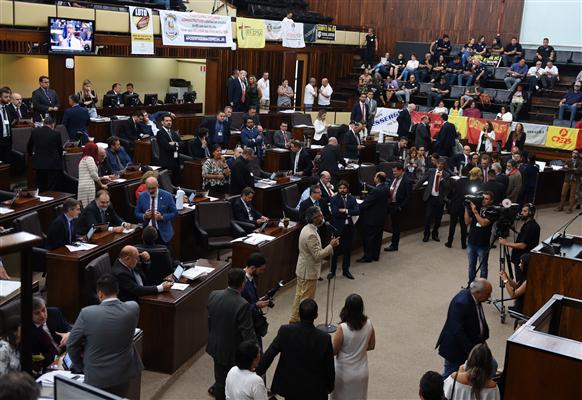 Aprovada lei que permite dação em pagamento de imóveis para quitar dívidas na área da Saúde