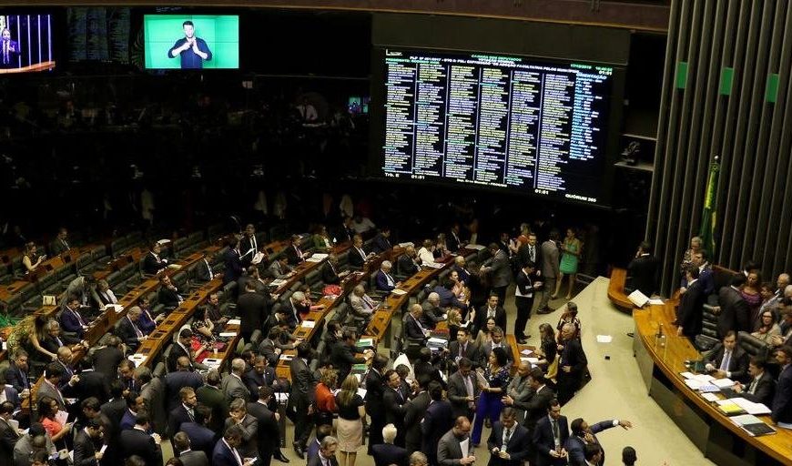 Reforma administrativa deve ser enviada em fevereiro, diz Bolsonaro