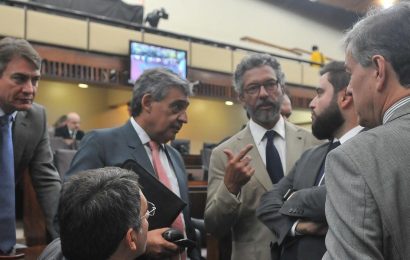 Recomeça hoje votação do pacote na Assembleia