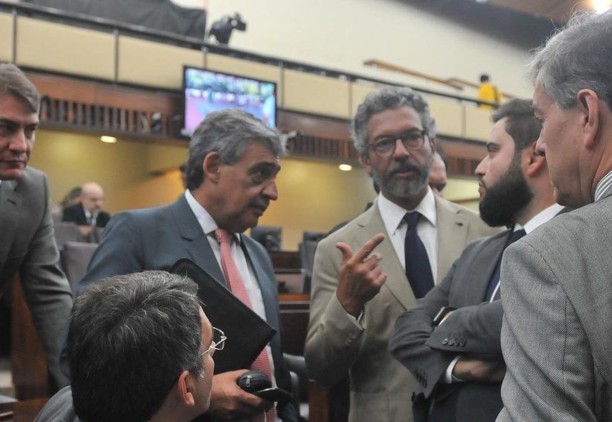 Recomeça hoje votação do pacote na Assembleia