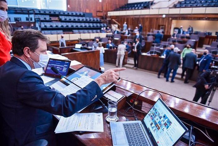 Votação do ICMS na Assembleia Legislativa é transferida para terça-feira