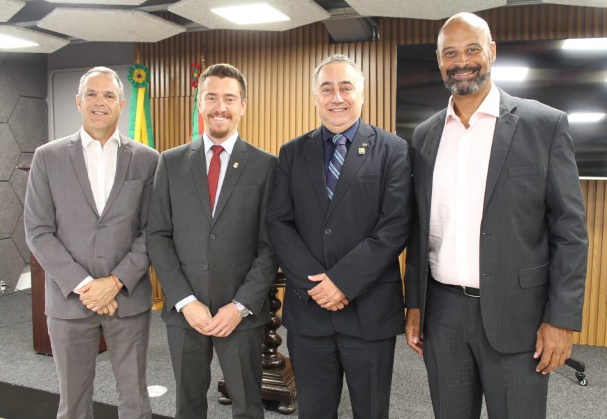 AFISVEC prestigia cerimônia de posse de dois novos Auditores Fiscais da Receita Estadual