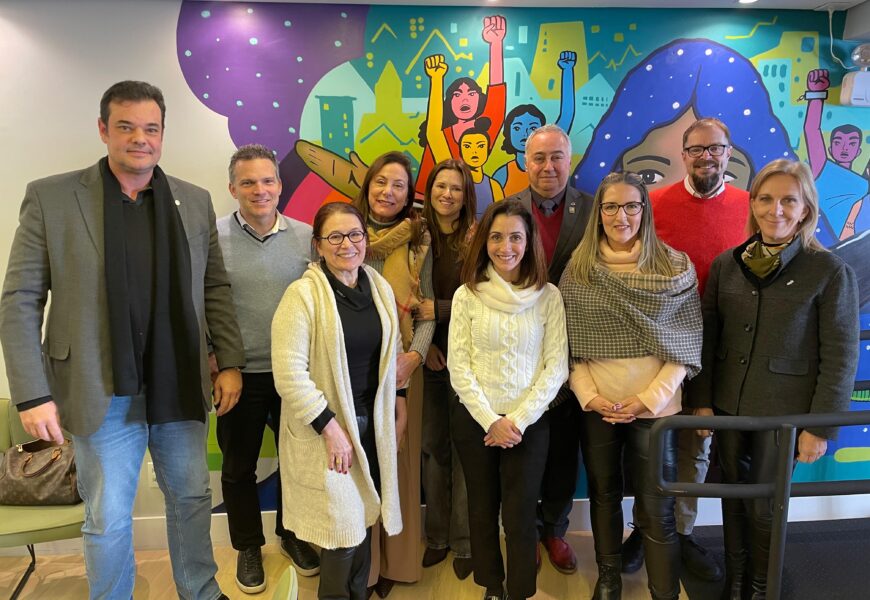 Reunião da FACE/RS debate questões de comunicação