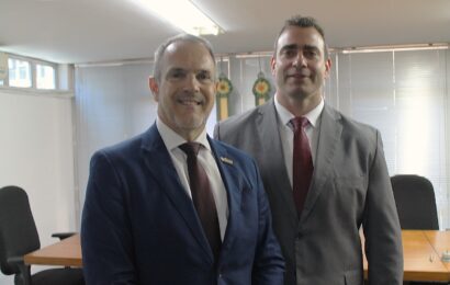 João Ambrozio Tannus é empossado como Defensor Suplente da Fazenda Pública Estadual junto ao TARF