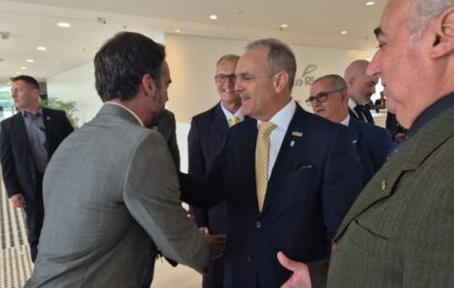 AFISVEC participa do Fecomércio-RS Debates com Eduardo Leite