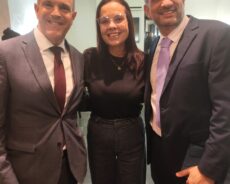 Juliana Brizola debate propostas para o Estado em encontro promovido pela FACE/RS