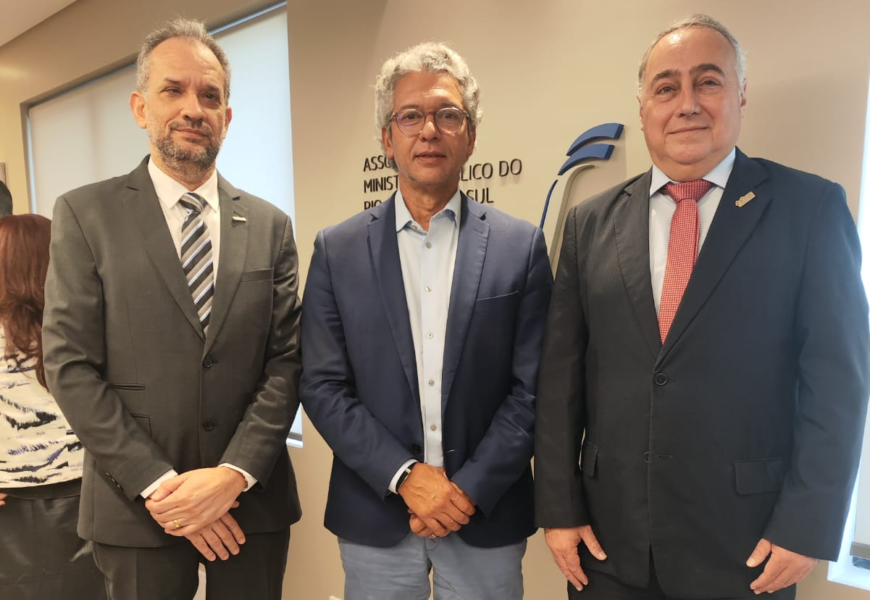 FACE/RS reforça interlocução em encontro com Frederico Antunes
